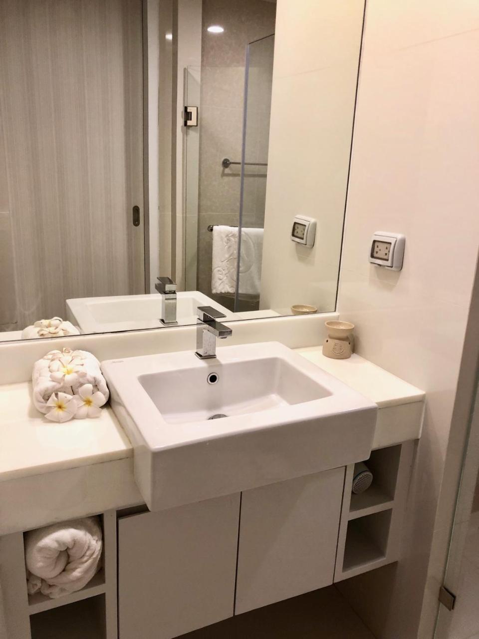 Апартаменты The Aristo By Holy Cow, 2-Br, 60 M2, Pool View Сурин-Бич Экстерьер фото